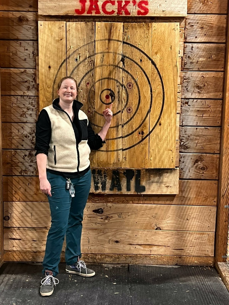 Dr. Cyndari with her excellent throws!